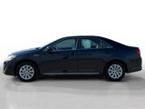 Used 2013 Toyota Camry LE image 2