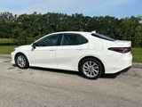 Used 2021 Toyota Camry LE image 3