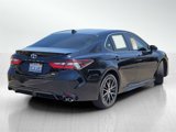 Used 2022 Toyota Camry SE image 4