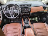 Used 2019 Nissan Rogue SL w/ Premium Package image 5