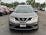 Used 2014 Nissan Rogue SV image 2