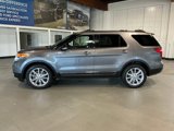 Used 2013 Ford Explorer XLT image 2