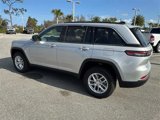 New 2025 Jeep Grand Cherokee Laredo X image 4