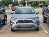 Used 2021 Toyota RAV4 XLE Premium image 2