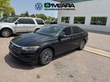 Used 2020 Volkswagen Jetta SE w/ SE Cold Weather Package image 2