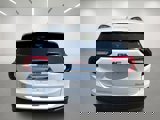 Used 2022 GMC Terrain SLE w/ Driver Convenience Package image 5