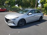 Used 2022 Hyundai Elantra SEL image 3