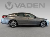 Used 2024 Nissan Altima 2.5 SV image 4