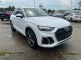 Used 2021 Audi Q5 e Premium Plus image 3