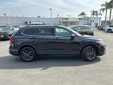 Certified 2022 Volkswagen Tiguan SE image 3