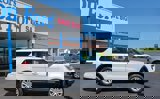 Used 2018 Ford Explorer XLT w/ Equipment Group 202A image 5