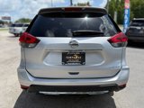 Used 2018 Nissan Rogue SV image 5