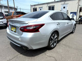 Used 2017 Nissan Altima 3.5 SR image 3