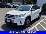 Used 2017 Toyota Highlander XLE image 3