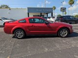 Used 2005 Ford Mustang Premium image 4