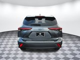 Used 2020 Toyota Highlander XLE image 4