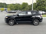 Used 2020 Jeep Compass Latitude image 2