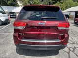 Used 2017 Jeep Grand Cherokee Limited image 2