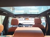 Used 2017 Land Rover Discovery Sport HSE Luxury image 2