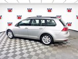 Used 2017 Volkswagen Golf S image 6