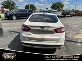 Used 2015 Ford Fusion SE image 5