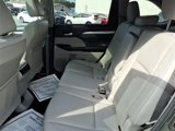 Used 2018 Toyota Highlander XLE image 6