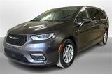 Used 2023 Chrysler Pacifica Touring-L image 3