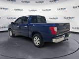 Used 2019 Nissan Titan SV image 3