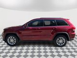 Used 2021 Jeep Grand Cherokee Laredo X image 2