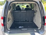 Used 2016 Chrysler Town & Country Touring image 5