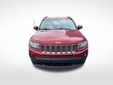 Used 2016 Jeep Compass Latitude image 2