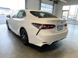 Used 2023 Toyota Camry SE image 6