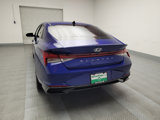 Used 2022 Hyundai Elantra SEL w/ Convenience + Premium Package image 6