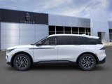New 2025 Lincoln Nautilus Premier image 3