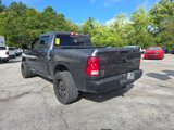 Used 2019 RAM 1500 Classic SLT w/ Luxury Group image 3
