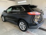 Used 2022 Ford Edge Titanium image 4