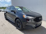 Used 2023 Ford Edge SE w/ Black Appearance Package image 2