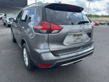 Used 2018 Nissan Rogue SV image 3