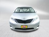 Used 2014 Toyota Sienna LE image 2