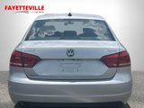 Used 2015 Volkswagen Passat 1.8T SE image 4