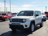 Used 2023 Jeep Renegade Latitude image 2