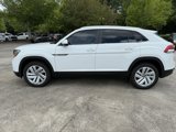 Used 2023 Volkswagen Atlas Cross Sport SE w/ Panoramic Sunroof Package image 4
