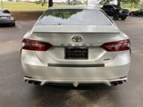 Used 2018 Toyota Camry XSE image 3