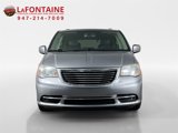 Used 2014 Chrysler Town & Country Touring image 2