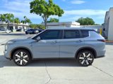 New 2025 Mitsubishi Outlander SE image 2