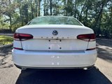 Used 2022 Volkswagen Passat 2.0T SE image 5