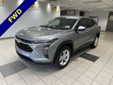 New 2025 Chevrolet Trax LS w/ LS Convenience Package image 2