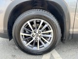 Used 2019 Toyota Highlander XLE image 3