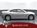 Used 2018 Dodge Charger SXT image 2