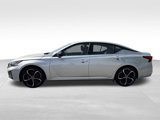 Used 2023 Nissan Altima 2.5 SR image 2
